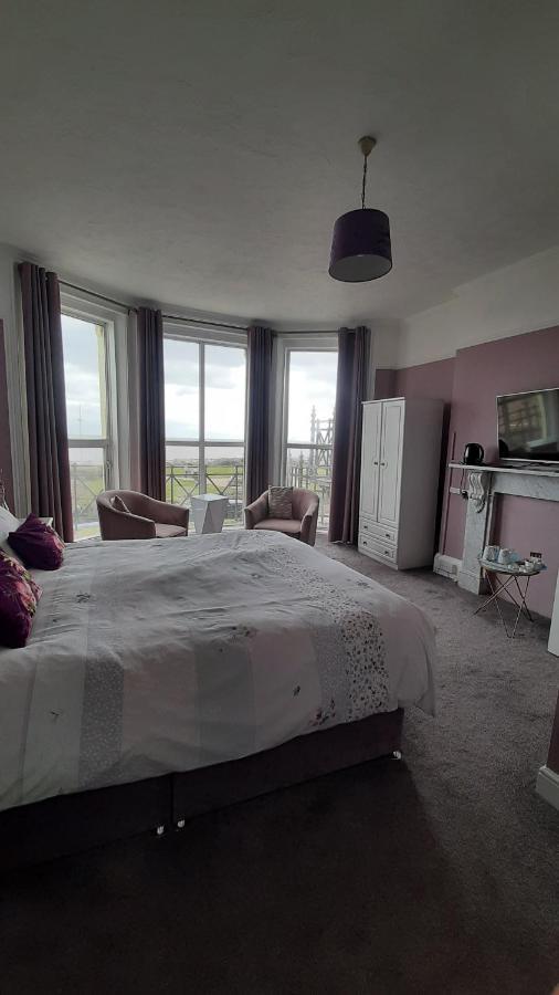 The Coventry Guest House Лоустофт Екстериор снимка